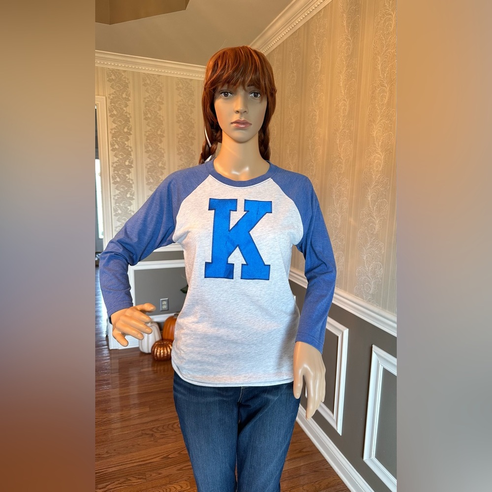 Very Gently Used!🤩Kentucky Wildcats!🐱long-sleeve T-shirt/Size-S